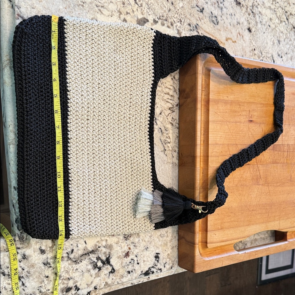 Black and Cream Woven Shoulder Bag